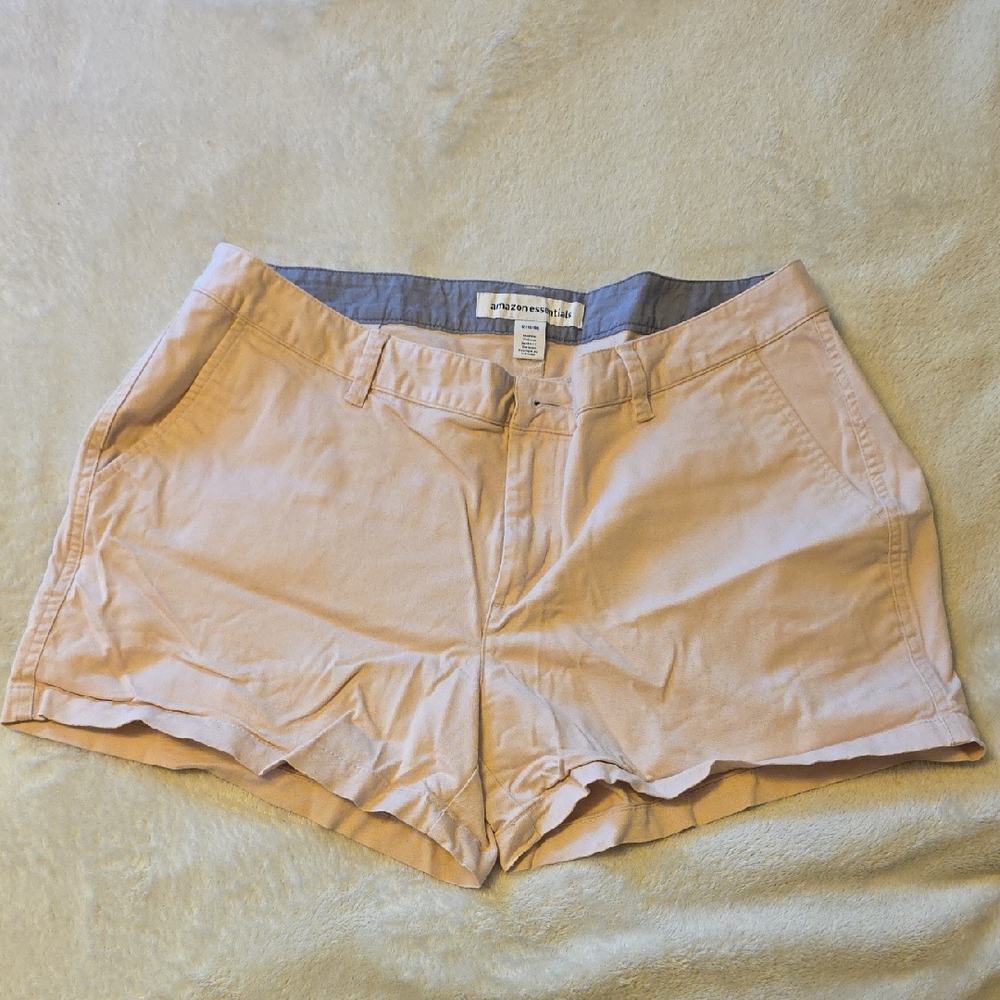 Amazon Essentials Women's Tan Cargo Shorts